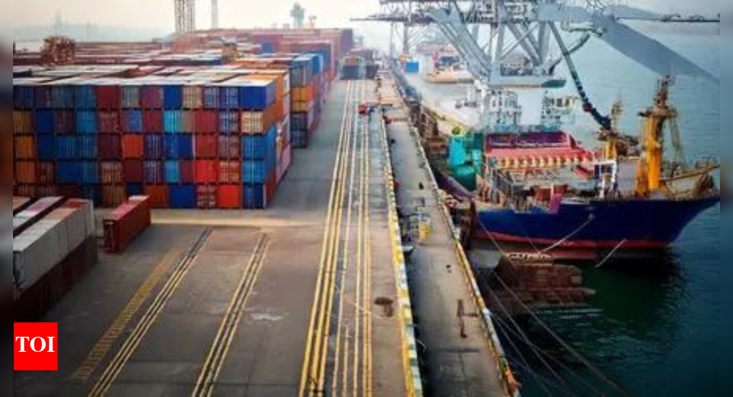 India’s exports set to cross $1 trillion in FY26 on robust global demand, says FIEO