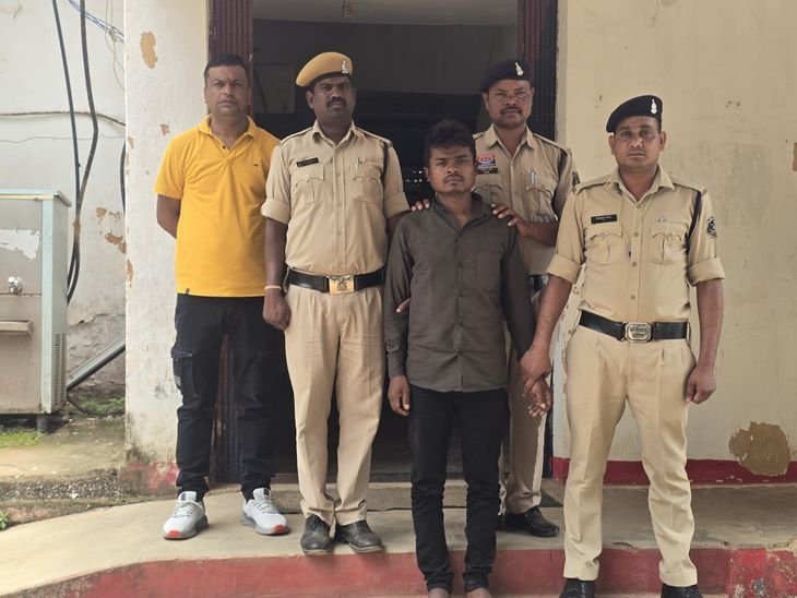 Negligence. On April 5, the body was found hanging from a tree in the forest of Batunga | लापरवाही . 5 अप्रैल को बटूंगा के जंगल में पेड़ पर फंदे से लटकता मिला था शव – Jashpur News
