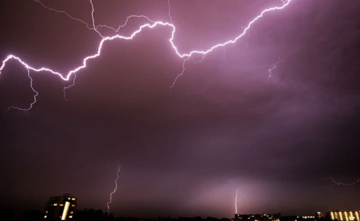 Red Alert For Rain, Storm Issued For Delhi And Nearby Areas