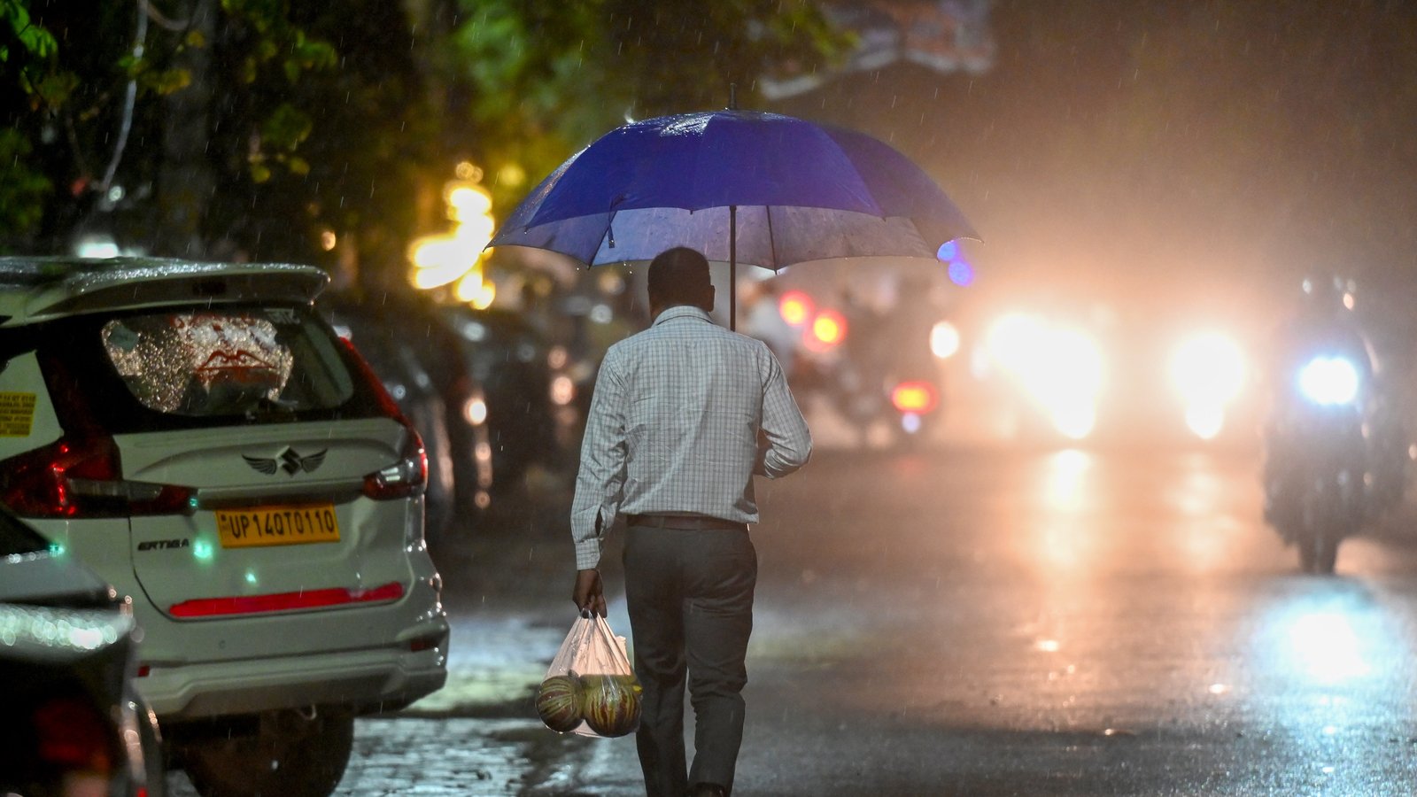 IMD issues ‘red alert’ in Delhi-NCR for next 2-3 hours, warns of severe thunderstorm, rain | Latest News India