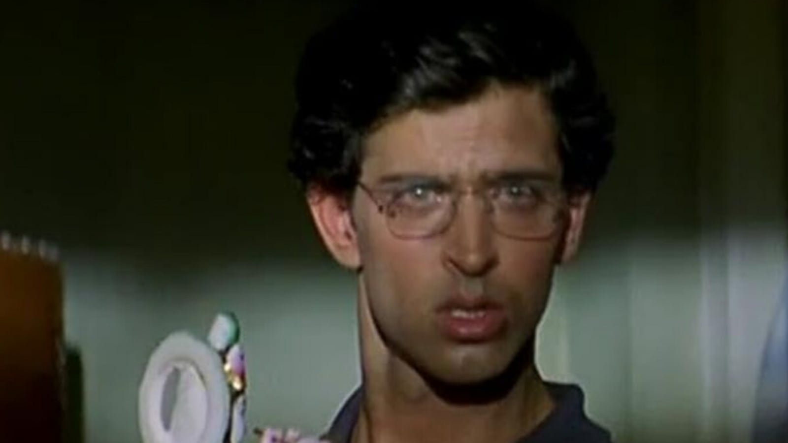 Bollywood Kissa Hrithik Roshan Koi Mil Gaya This Emotional Scene Inspired Father Rakesh Roshan Real Life कोई मिल गया का ये सीन ऋतिक रोशन के पिता राकेश की असल लाइफ से है प्रेरित; ‘मैं टेरेस पर गया और…’, Bollywood Hindi News
