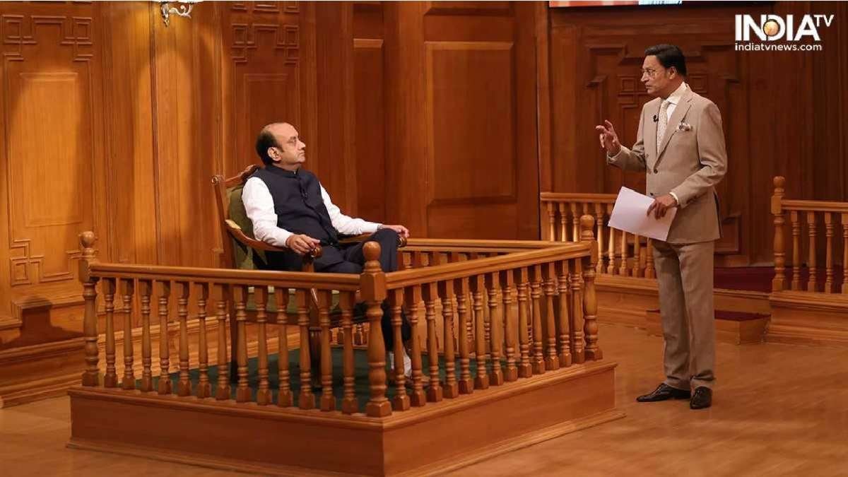 Aap Ki Adalat: Sudhanshu Trivedi hits out at Rahul Gandhi, calls him ‘Tees Maar Khan’